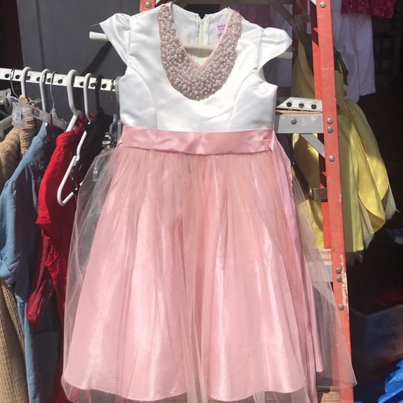 Girls formal dress - Picture 1 of 1